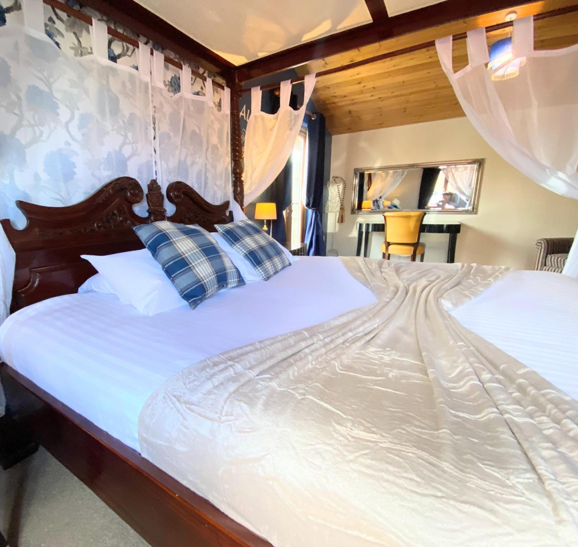 Lomond 5 With Private Hot Tub - Fife - Loch Leven - Lomond Hills - Pet Friendly Villa Kelty Exteriör bild