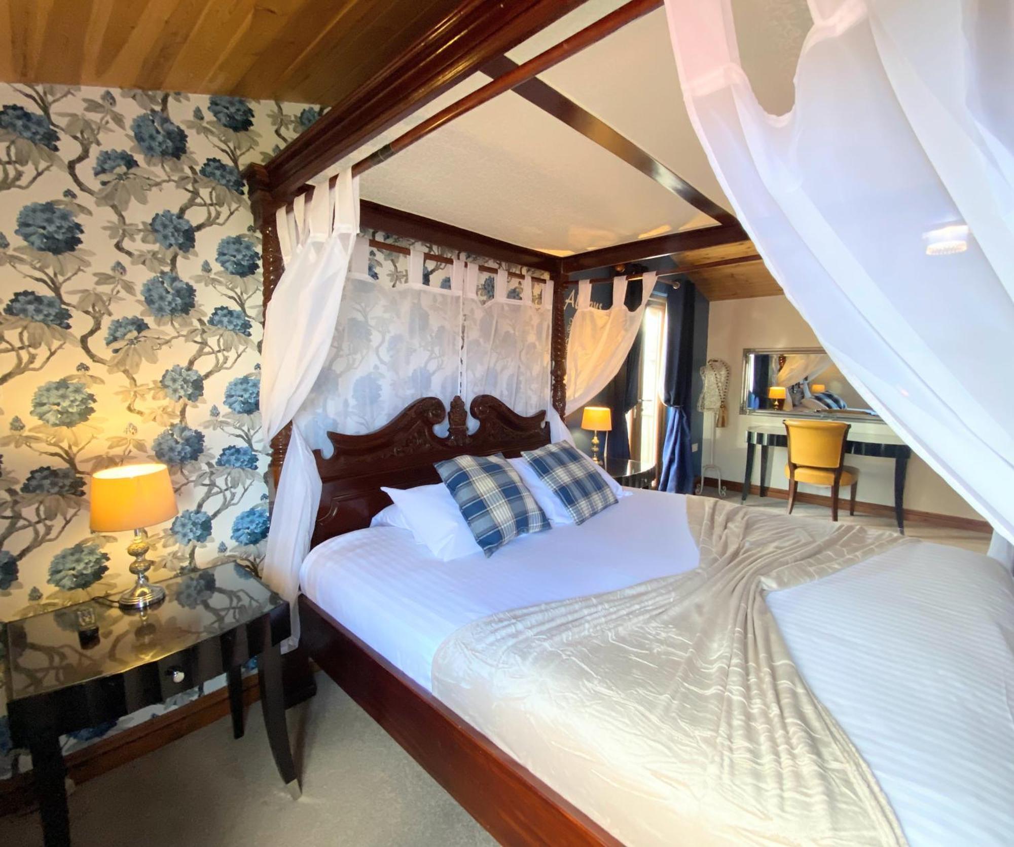Lomond 5 With Private Hot Tub - Fife - Loch Leven - Lomond Hills - Pet Friendly Villa Kelty Exteriör bild